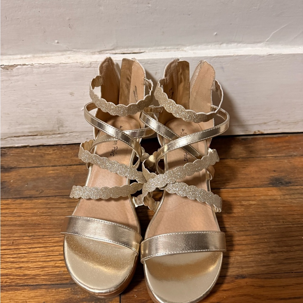 Dream Pairs Gold Glitter Strappy Sandals